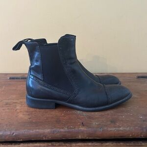 Rockport Black Leather Slip-On Ankle Boots